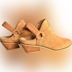 Dr. Scholl's Women’s Open Back Ankle Bootie/Camel Colored